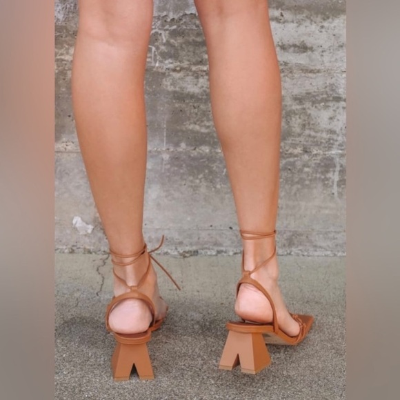 Alohas Juniper Sandal in Camel Size 38 *Missing strap‎ - Picture 15 of 15